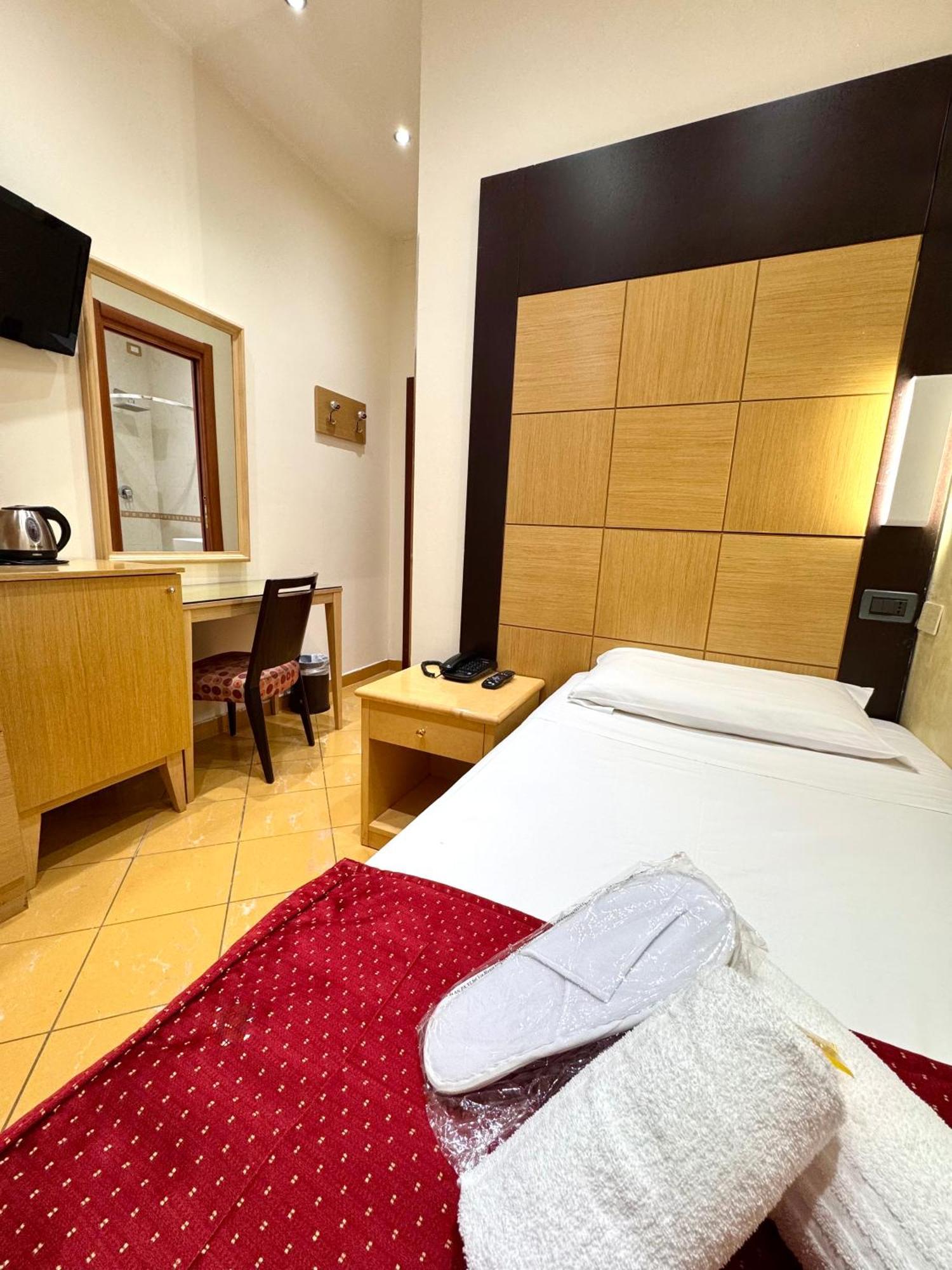 Hotel Fiorella Milano Extérieur photo